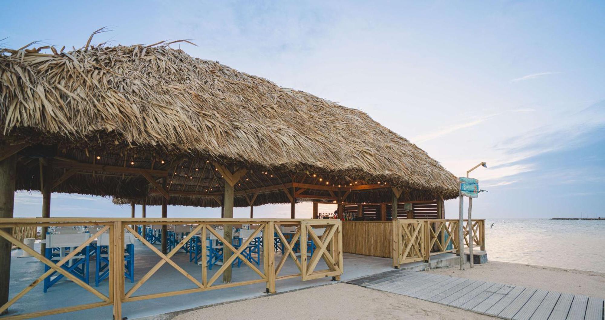 Mangrove Beach Corendon Curacao All-Inclusive Resort, Curio Willemstad Exterior photo